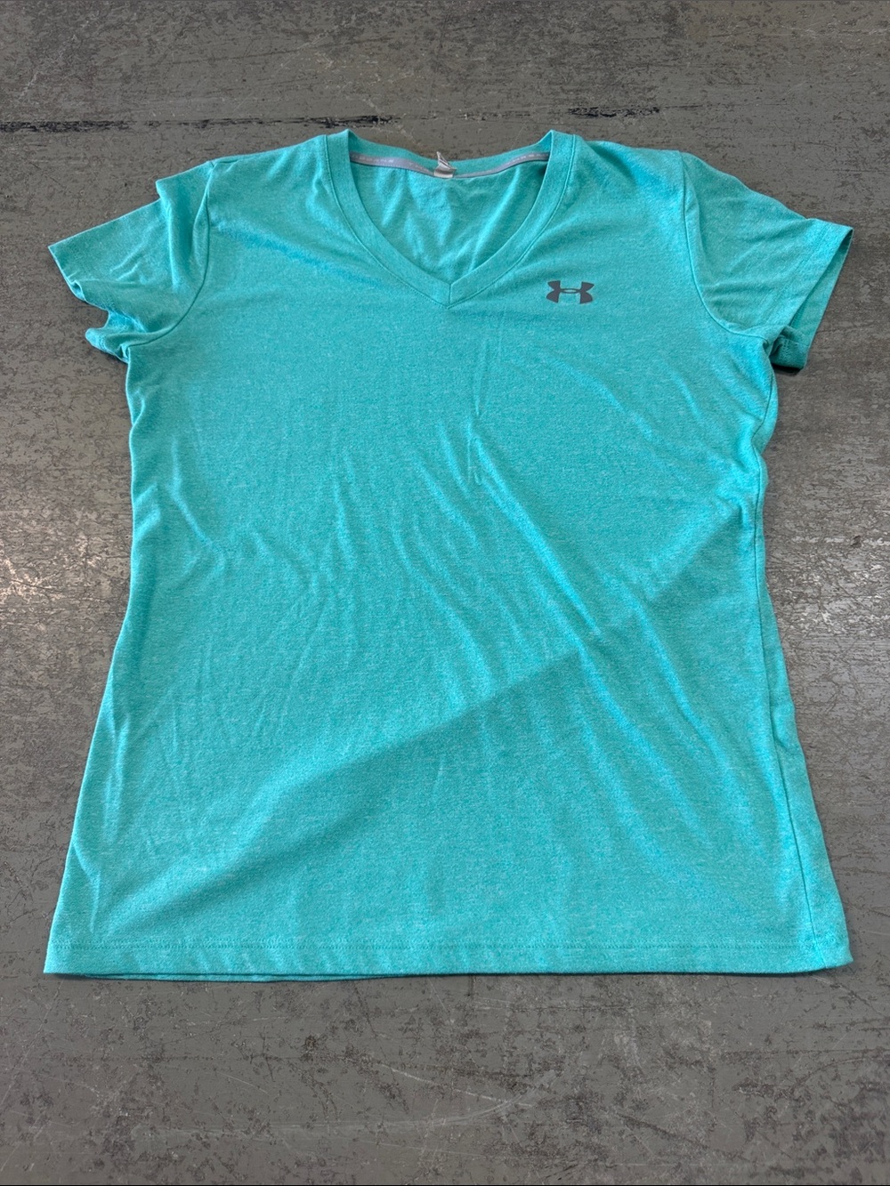 Under Armour Women’s Aqua V-Neck Short Sleeve Performance Tee